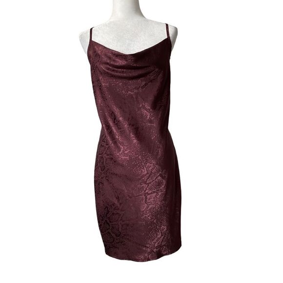 Cuidado con el Perro Spaghetti Straps Dress Burgundy Sexy Bodycon M - Picture 10 of 10